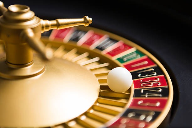Live dealer table displaying card layout on a digital screen with overlay stats